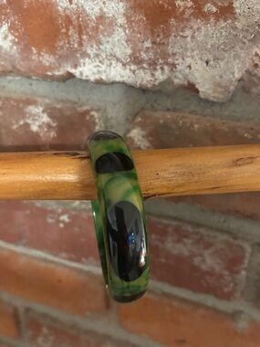 Rare (Shultz) Vintage  Bakelite  bangle